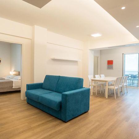 Villa Mare ピネート エクステリア 写真